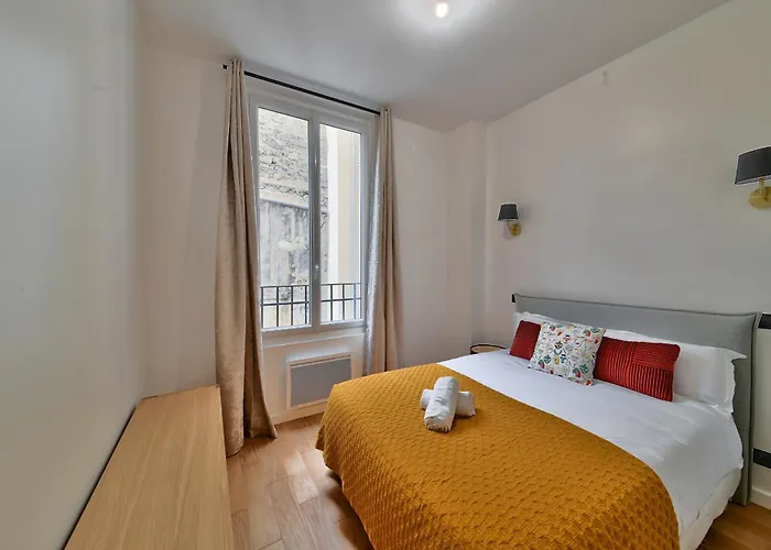 Urbanflat 98 - Large In The Center Of Apartamento