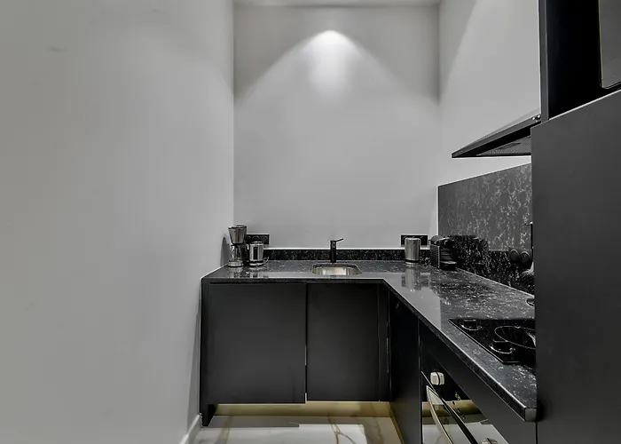 Urbanflat 98 - Large In The Center Of Apartamento *